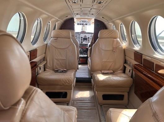 1985 BEECHCRAFT KING AIR 300 Photo 5