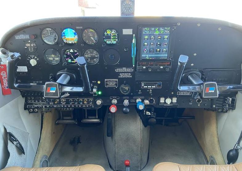 1967 Piper Comanche 260B Photo 3