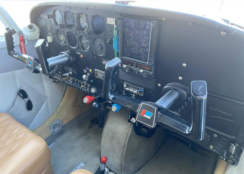 1967 Piper Comanche 260B Photo 2