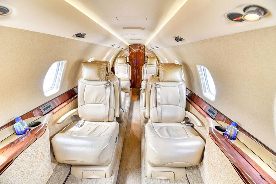 2006 Citation Sovereign Photo 6