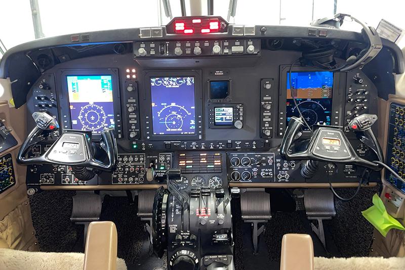 2008 BEECHCRAFT KING AIR 350 Photo 3