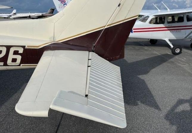 1977 CESSNA 172N SKYHAWK Photo 5
