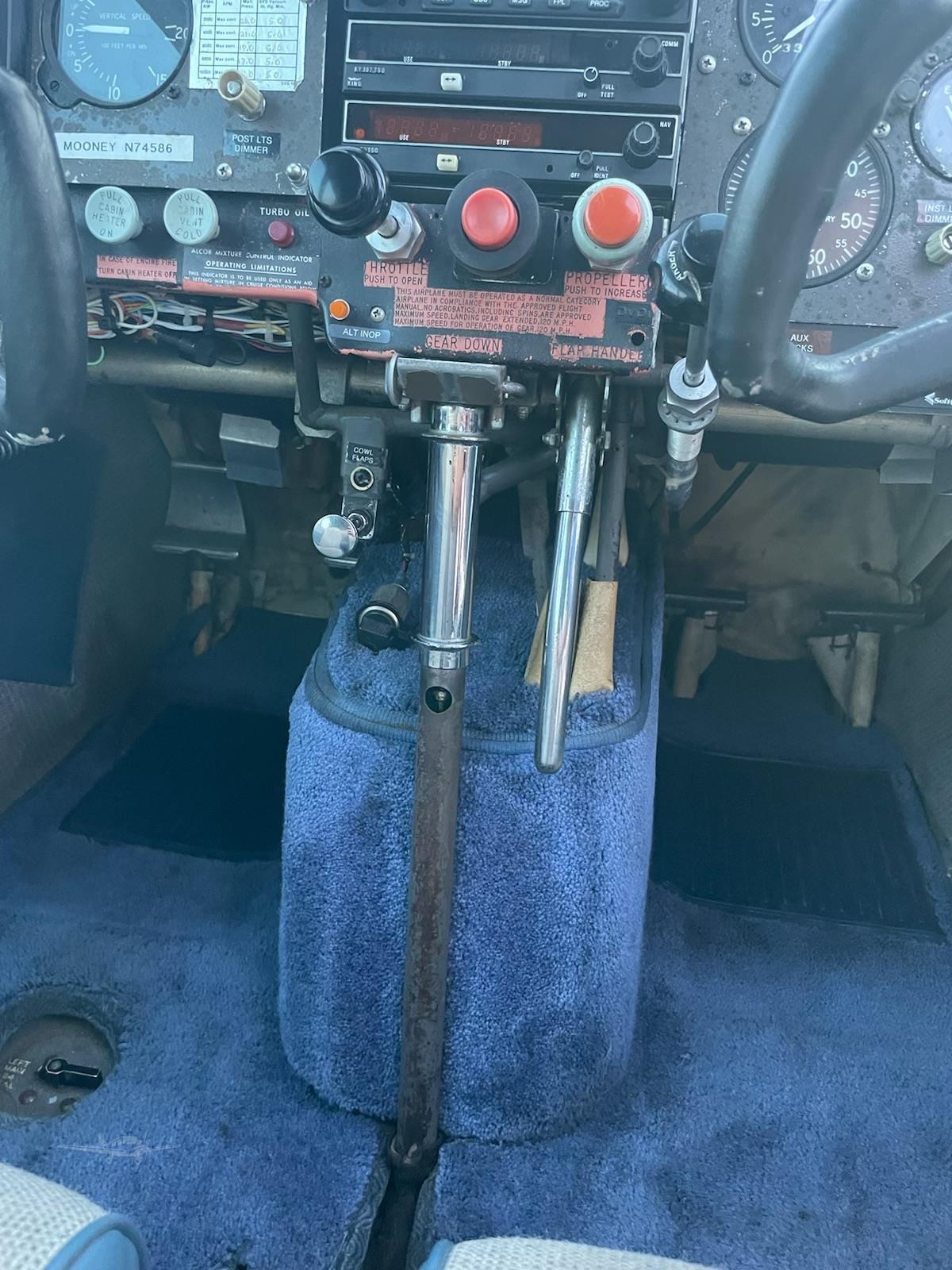 1961 MOONEY M20B Photo 2