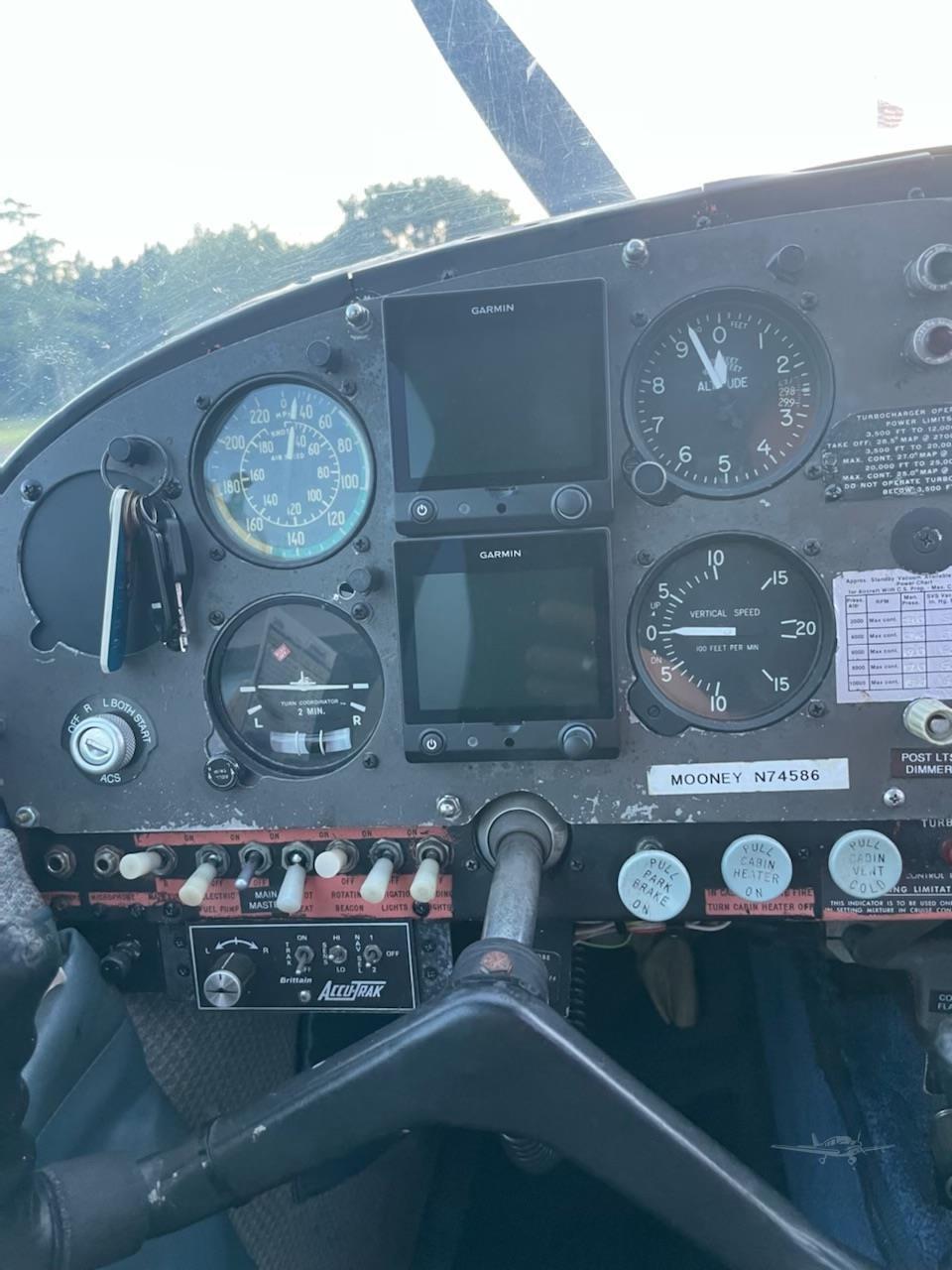 1961 MOONEY M20B Photo 4