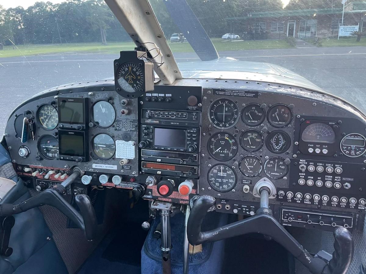 1961 MOONEY M20B Photo 5
