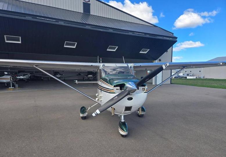 1966 CESSNA 172G Photo 3