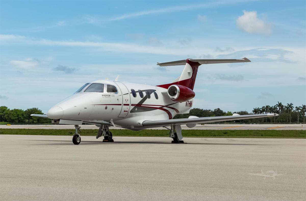 2014 EMBRAER PHENOM 100E Photo 2