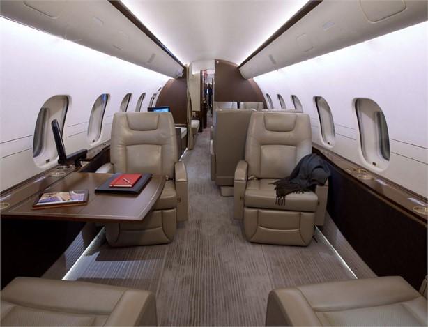 2011 BOMBARDIER GLOBAL 5000 Photo 4