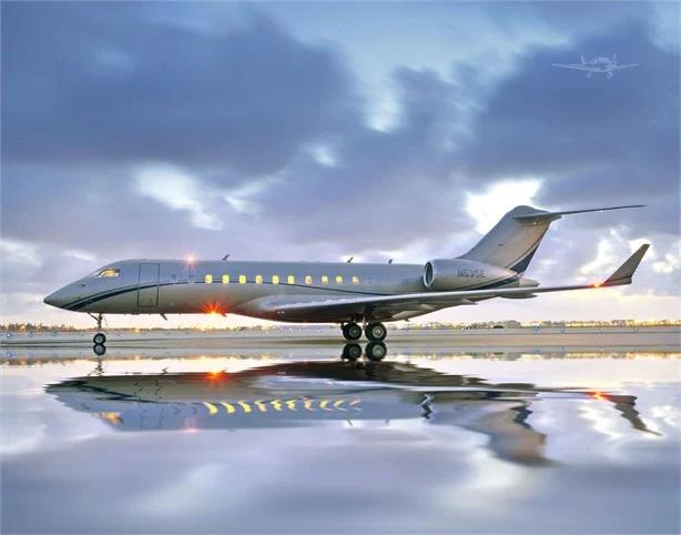 2002 BOMBARDIER GLOBAL EXPRESS Photo 2