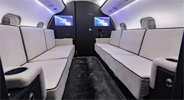 2000 BOMBARDIER GLOBAL EXPRESS Photo 3
