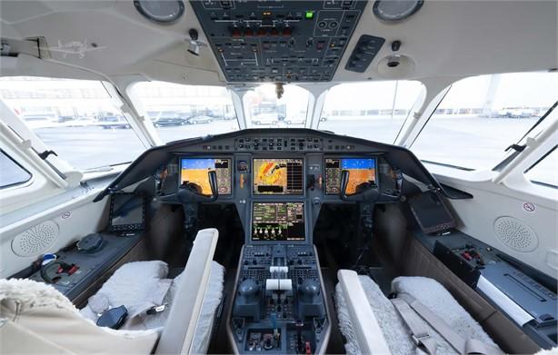2012 DASSAULT FALCON 2000LX Photo 6