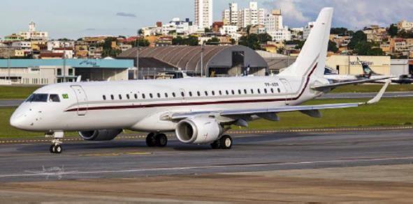 2012 EMBRAER EMB-190 Photo 2