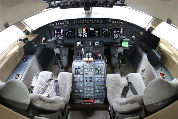 2007 BOMBARDIER CHALLENGER 604 Photo 4