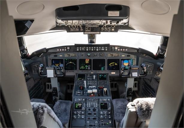 1997 BOMBARDIER CHALLENGER 604 Photo 4