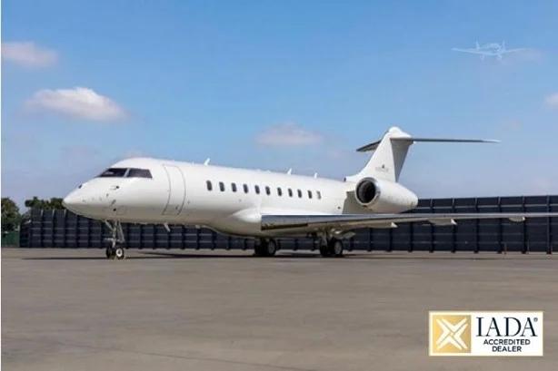 2007 BOMBARDIER GLOBAL 5000 Photo 2