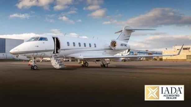 2007 BOMBARDIER CHALLENGER 300 Photo 2