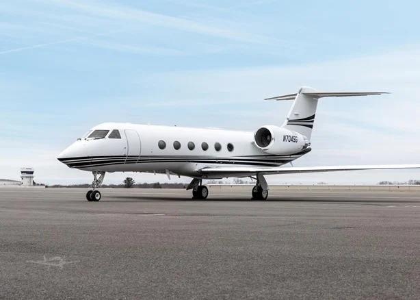 2003 GULFSTREAM G400 Photo 2