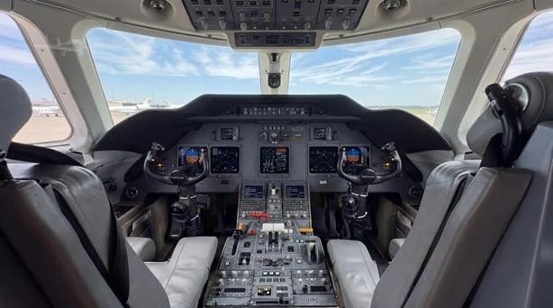 2003 GULFSTREAM G200 Photo 3