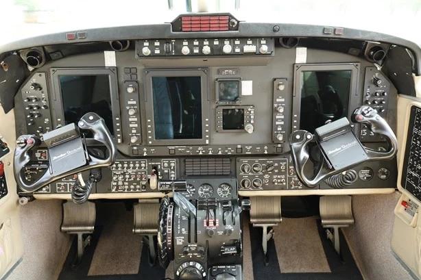 2011 BEECHCRAFT KING AIR 250 Photo 3