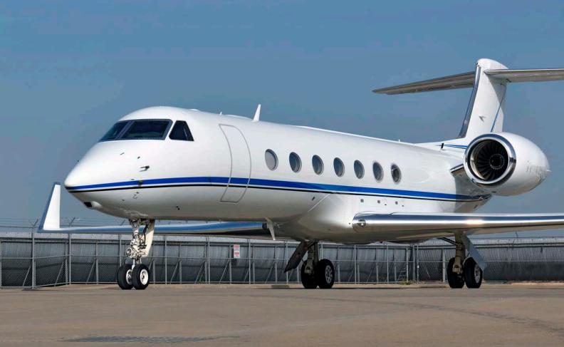 2011 Gulfstream G550 Photo 2