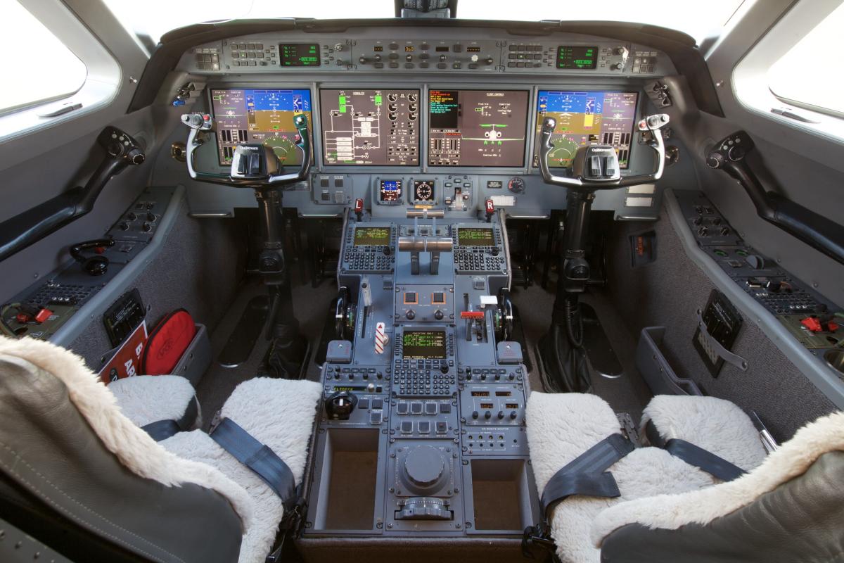 2008 Gulfstream G550 Photo 2