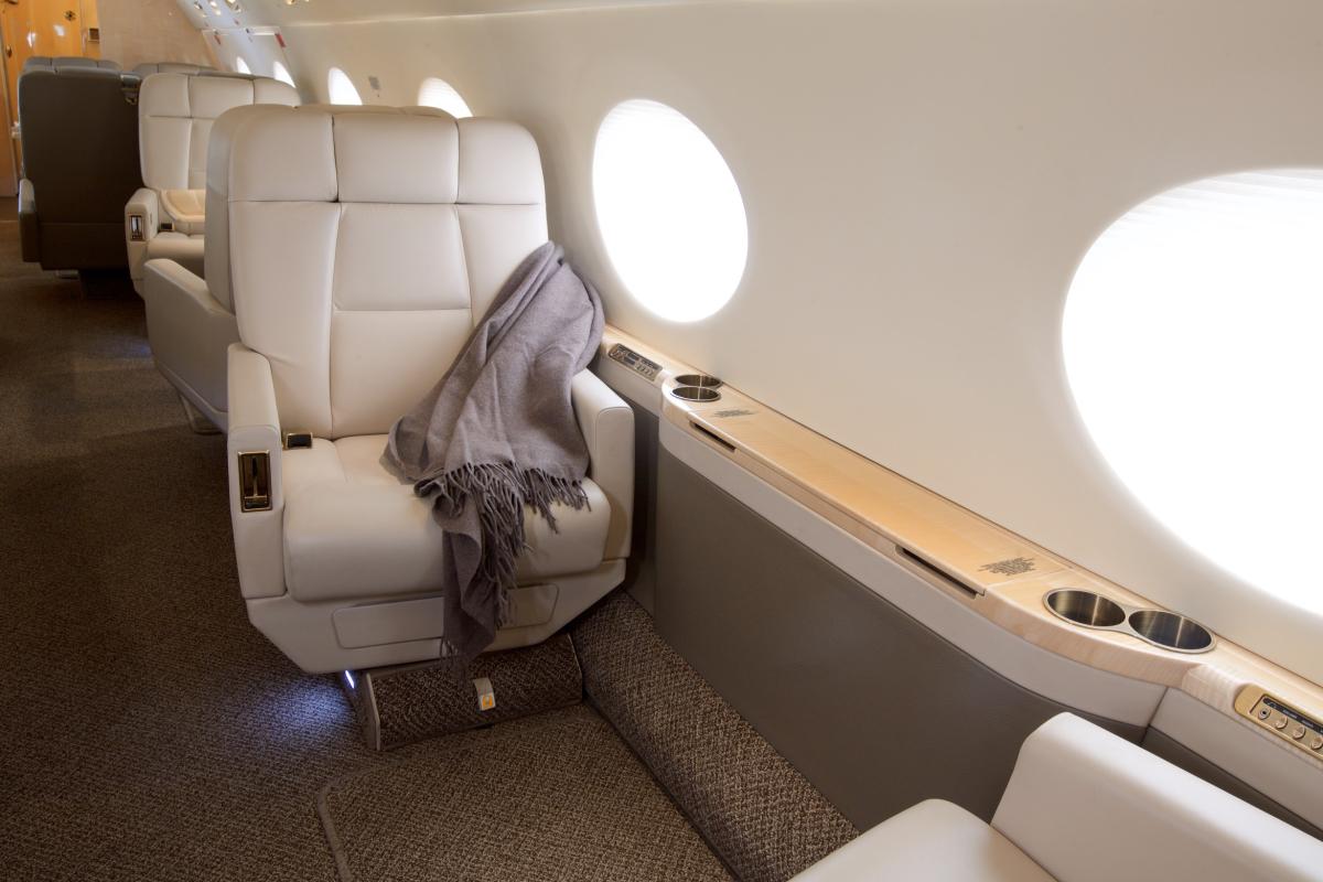 2008 Gulfstream G550 Photo 7