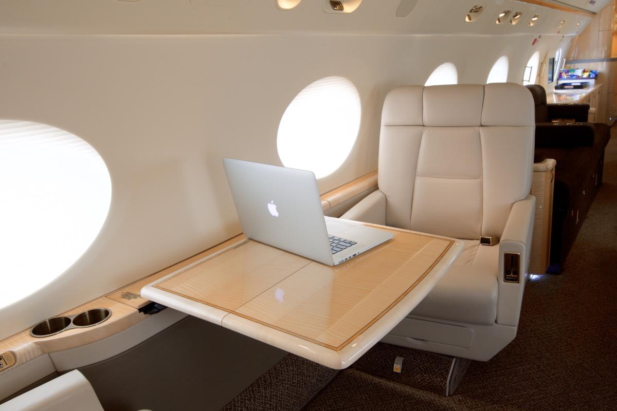 2008 Gulfstream G550 Photo 6
