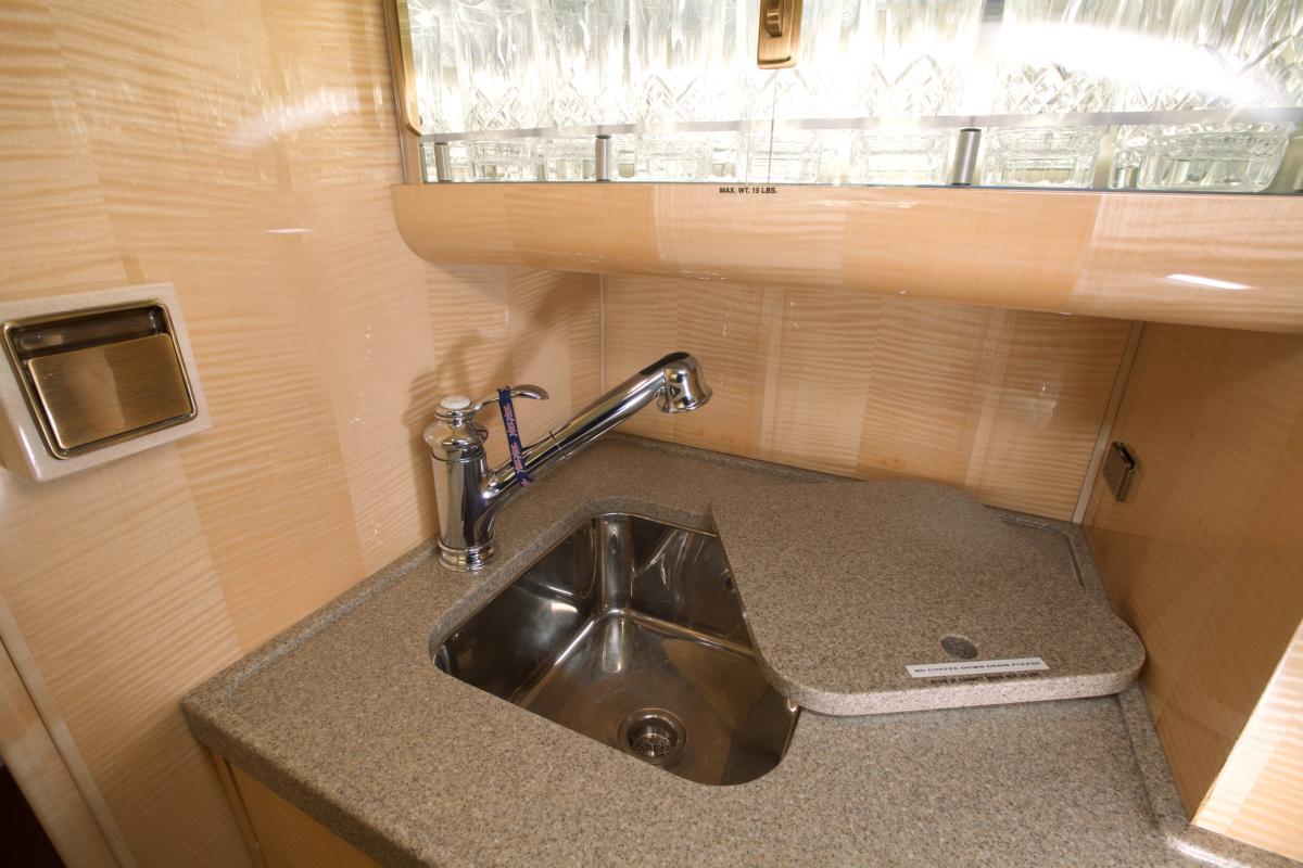 2008 Gulfstream G550 Photo 6