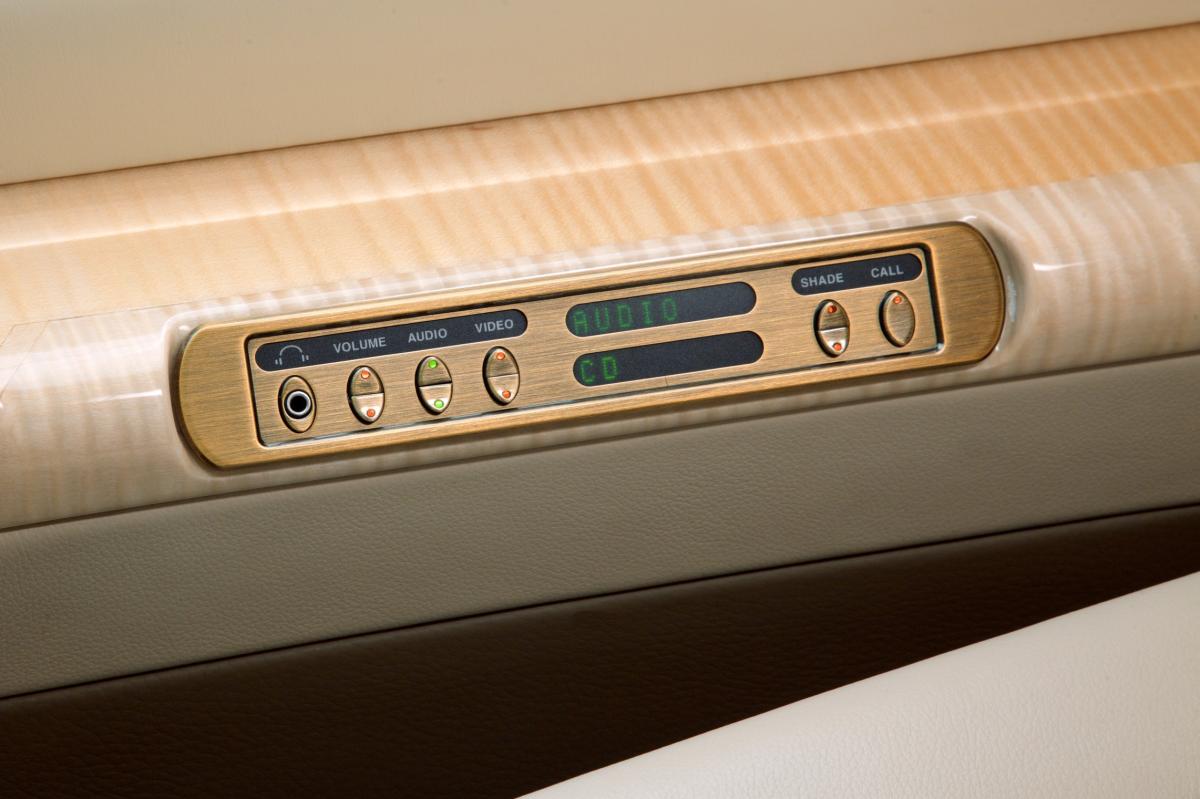 2008 Gulfstream G550 Photo 3