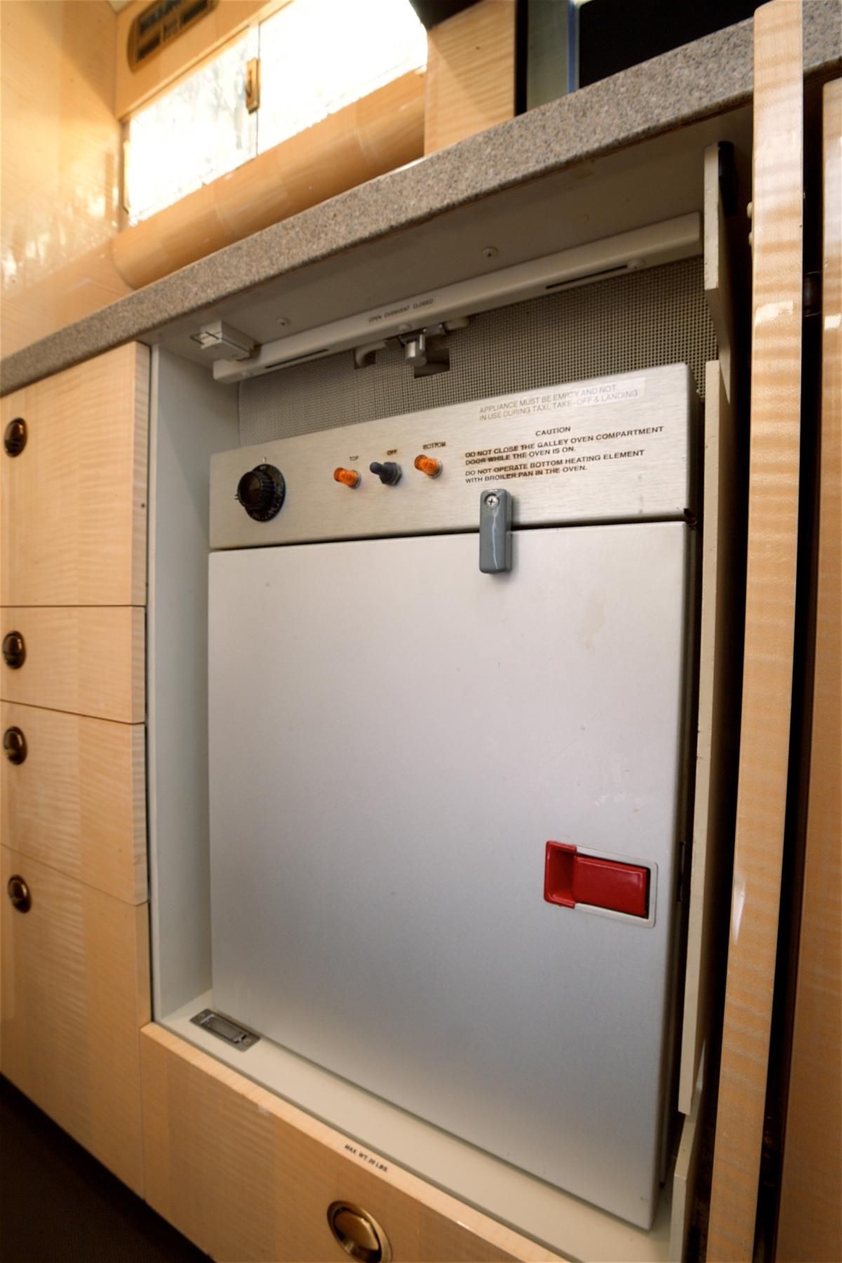 2008 Gulfstream G550 Photo 7