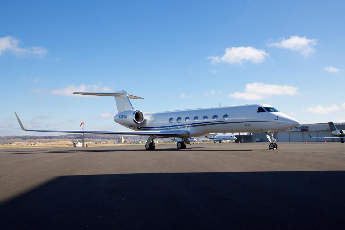 2008 Gulfstream G550 Photo 2