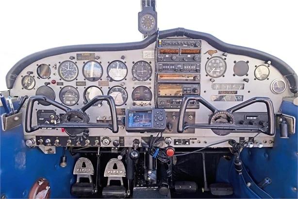 1966 PIPER CHEROKEE 180 Photo 4