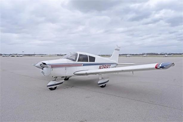1972 PIPER CHEROKEE 140 Photo 3