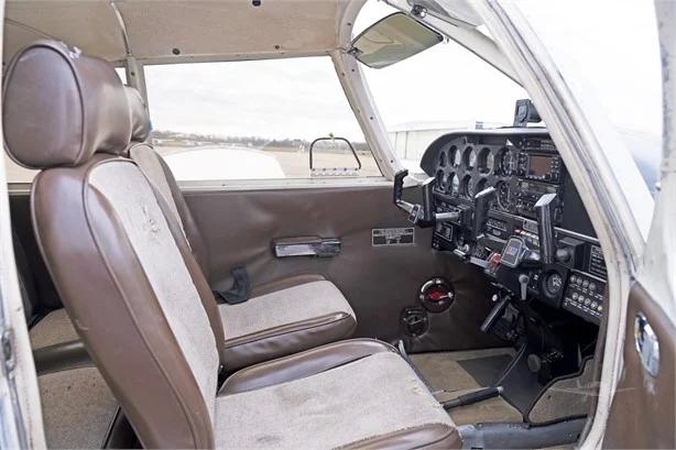1972 PIPER CHEROKEE 140 Photo 4