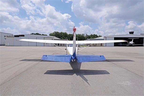 1976 CESSNA 182P SKYLANE Photo 4
