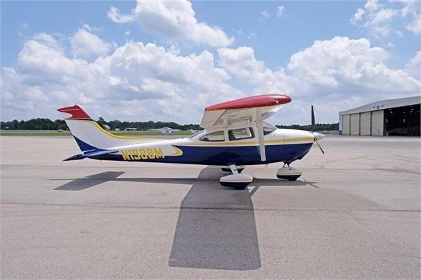 1976 CESSNA 182P SKYLANE Photo 3