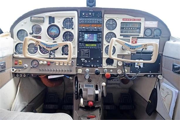 1963 CESSNA 210 Photo 5
