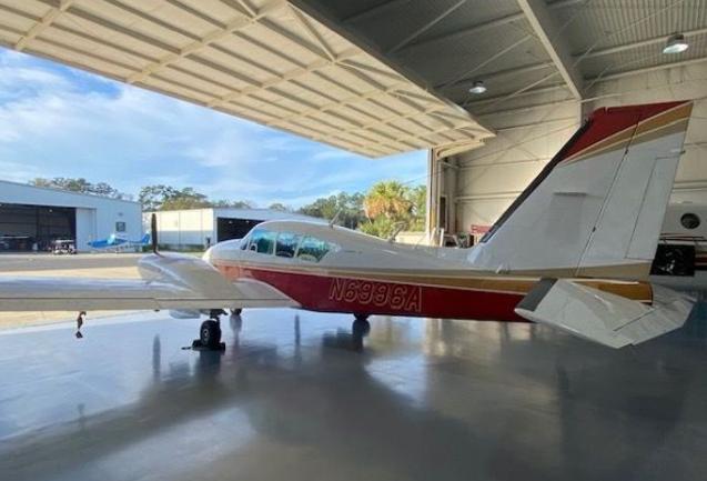 1980 PIPER AZTEC F Photo 3