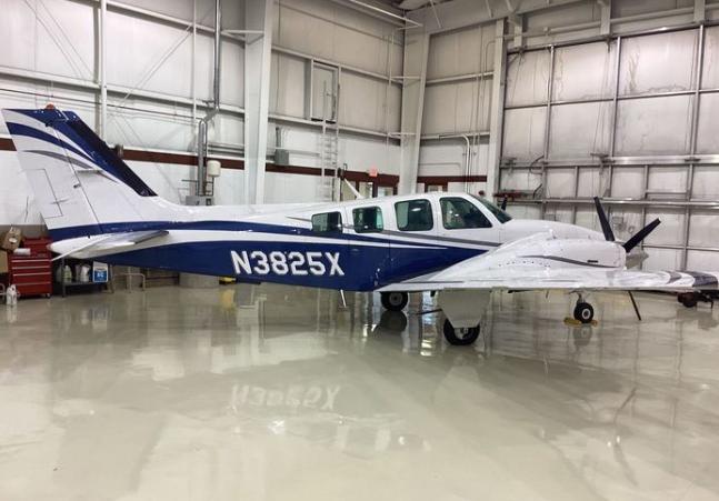 1981 BEECHCRAFT 58 FOXSTAR BARON Photo 3