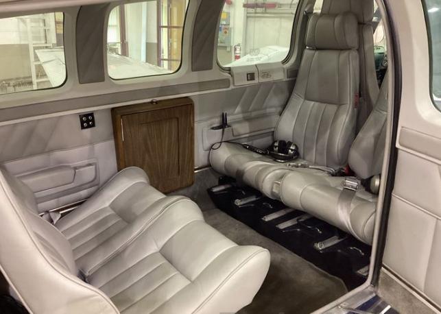 1981 BEECHCRAFT 58 FOXSTAR BARON Photo 5