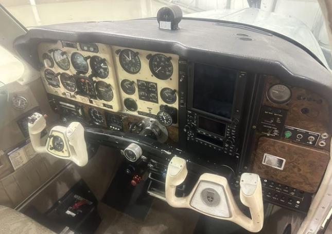 1976 BEECHCRAFT A36 BONANZA Photo 3