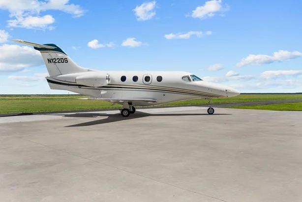 2004 BEECHCRAFT PREMIER I Photo 3