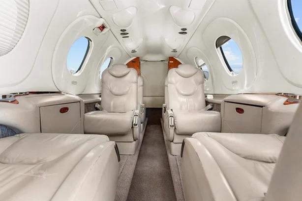 2004 BEECHCRAFT PREMIER I Photo 5