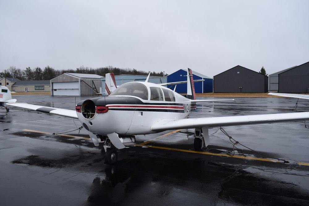 1982 Mooney M20J Photo 3