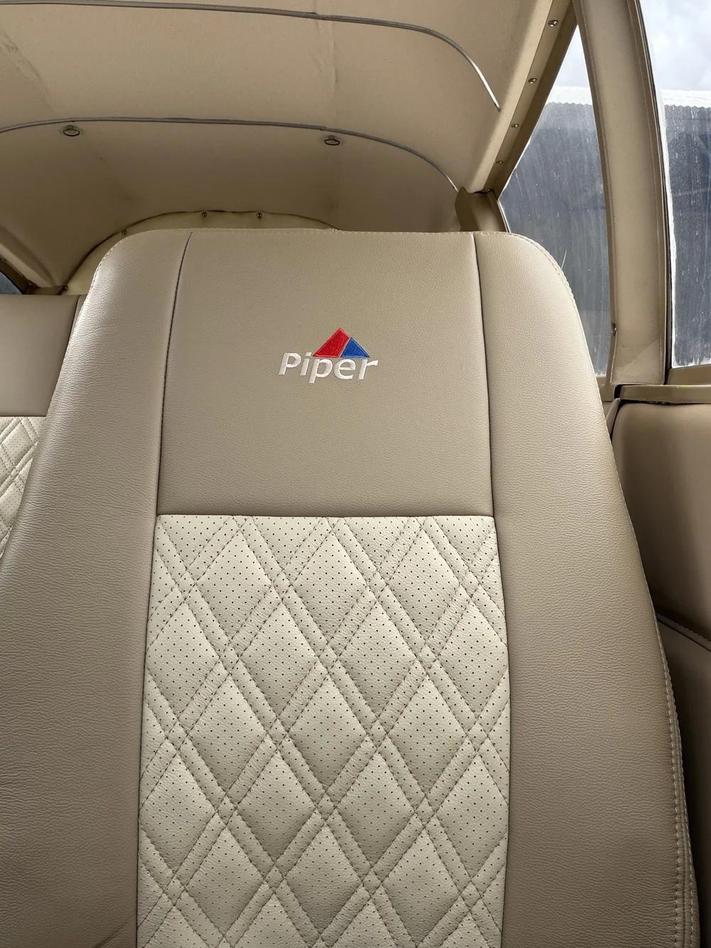 1968 Piper Arrow PA-28R-180 Photo 5