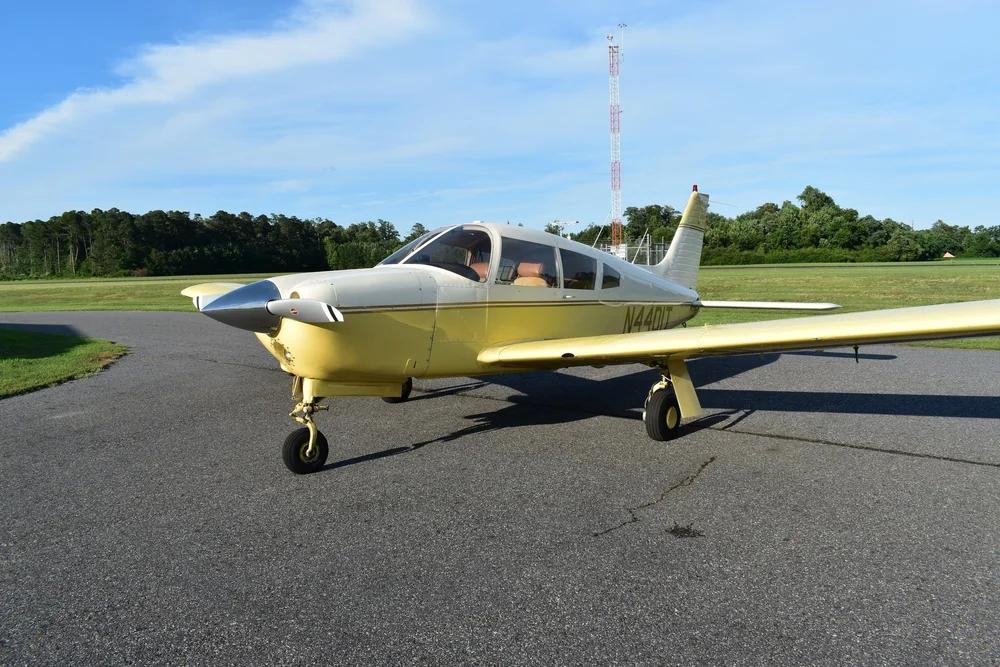 1972 Piper PA-28R-200 Photo 2