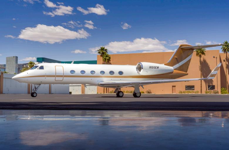 Gulfstream G450 Photo 2