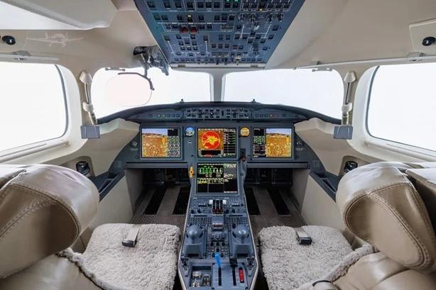 2013 DASSAULT FALCON 7X Photo 6