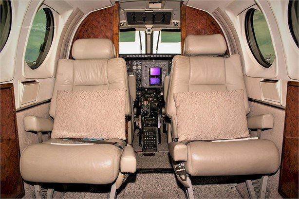 1980 BEECHCRAFT KING AIR C90 Photo 5
