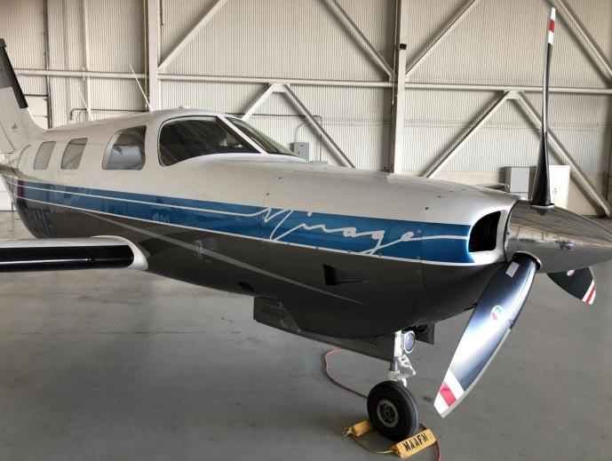 1999 Piper Mirage Photo 2